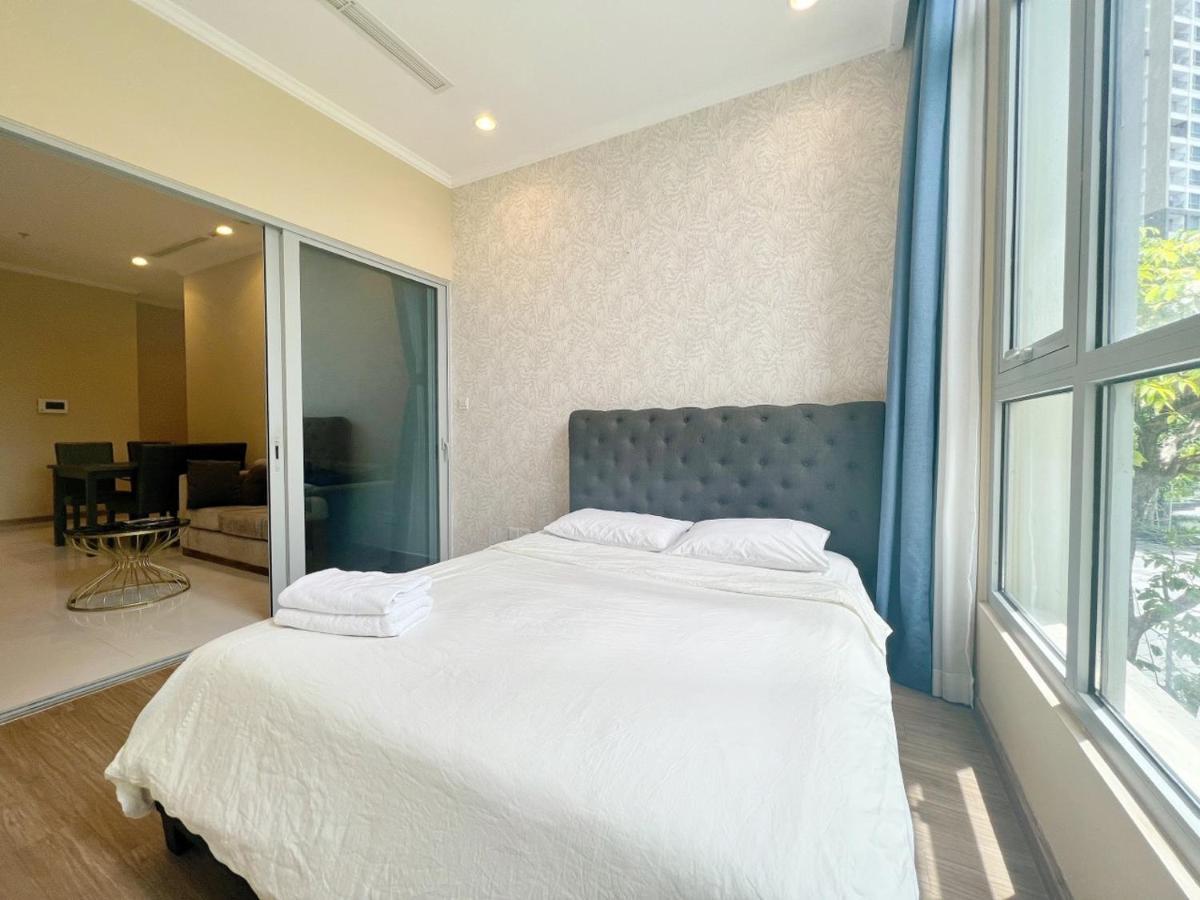 Vinhomes Landmark 81 - Christine Home Ho Chi Minh-staden Exteriör bild